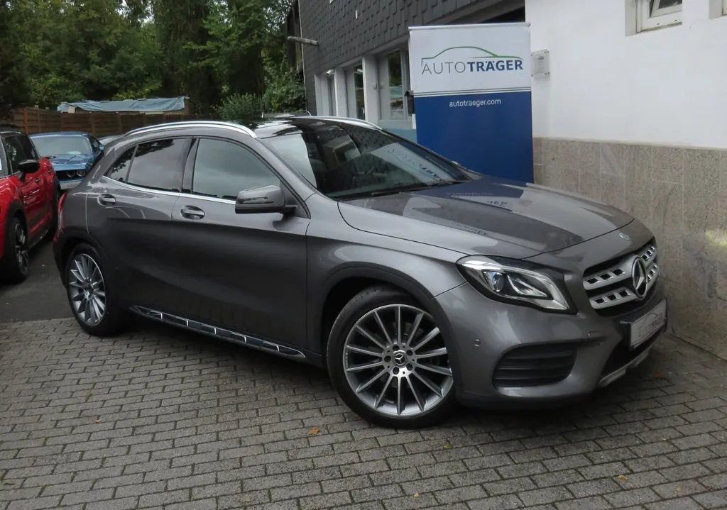Mercedes-Benz GLA 250