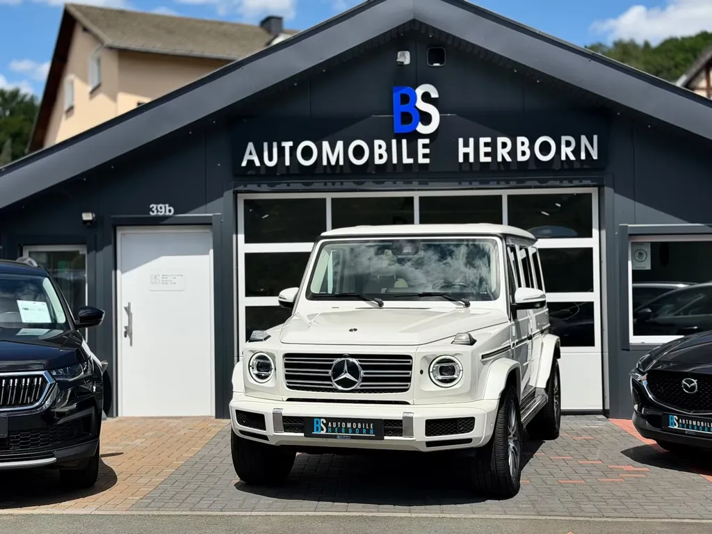Mercedes-Benz G 500