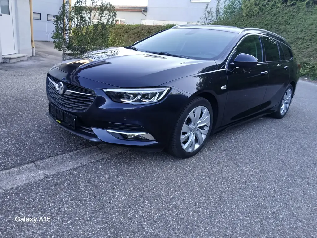 Opel Insignia Sports Tourer 2.0Turbo Diesel4x4 OPC LINE Voll LED
