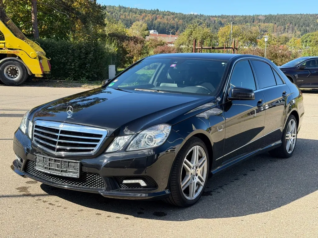 Mercedes-Benz E 200