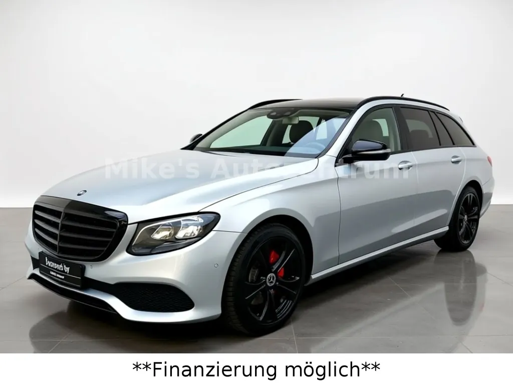 Mercedes-Benz E 220