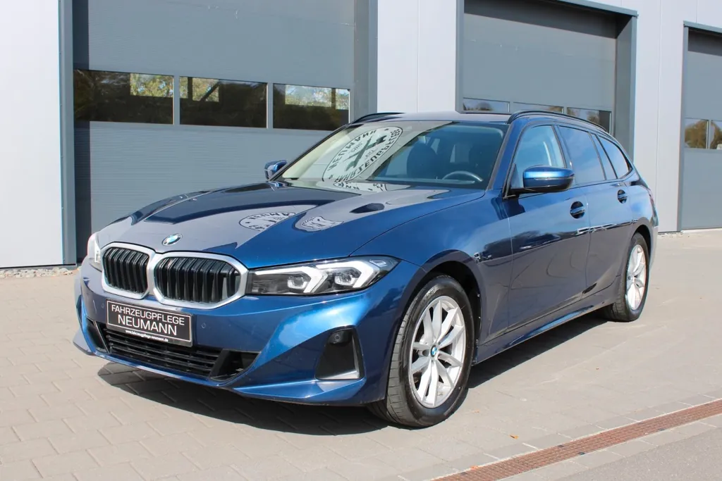 BMW 320