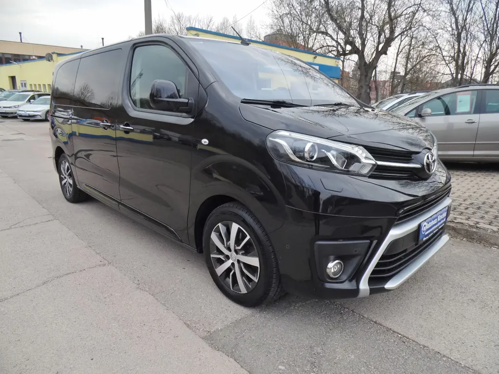 Toyota Proace (Verso)