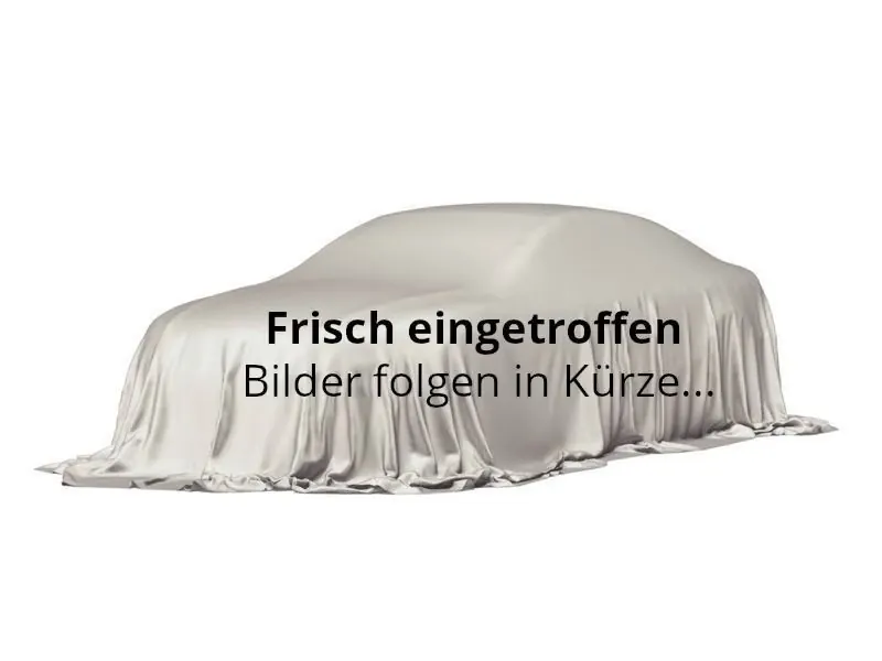 Mercedes-Benz 220