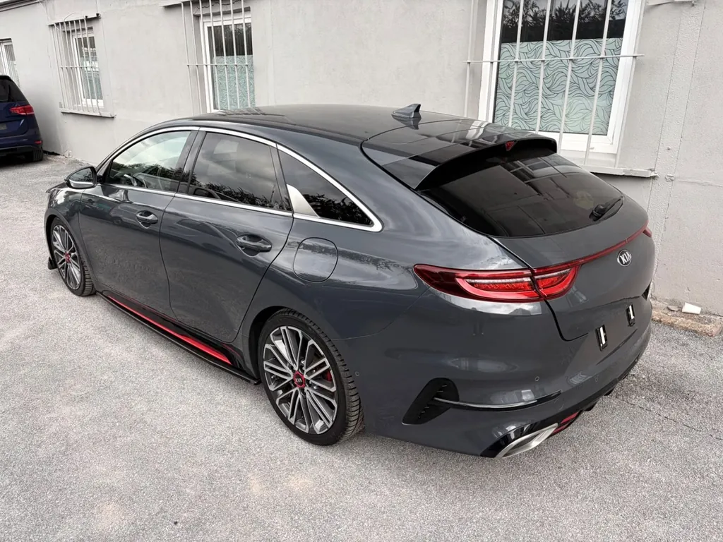 Kia Andere