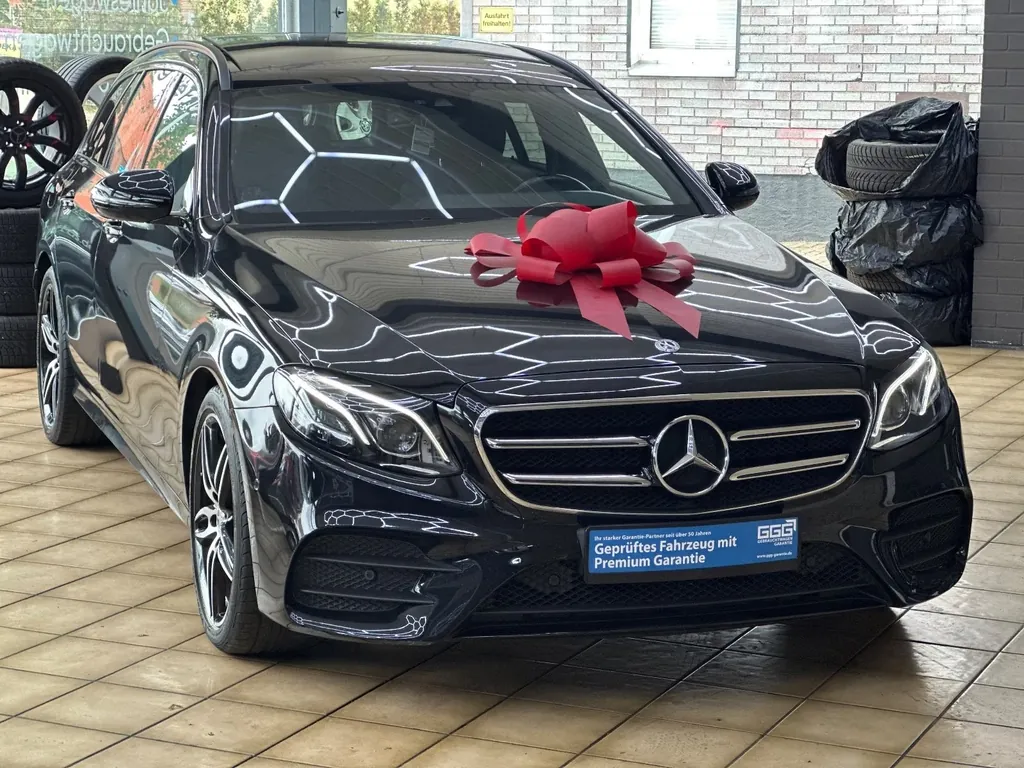 Mercedes-Benz E 300