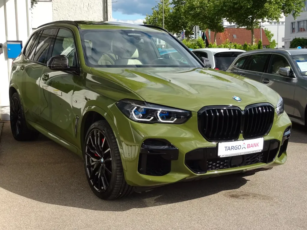 BMW X5 M50