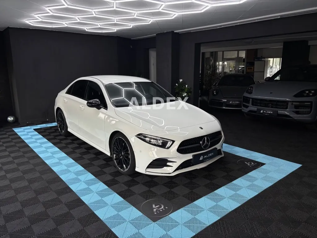 Mercedes-Benz A 200