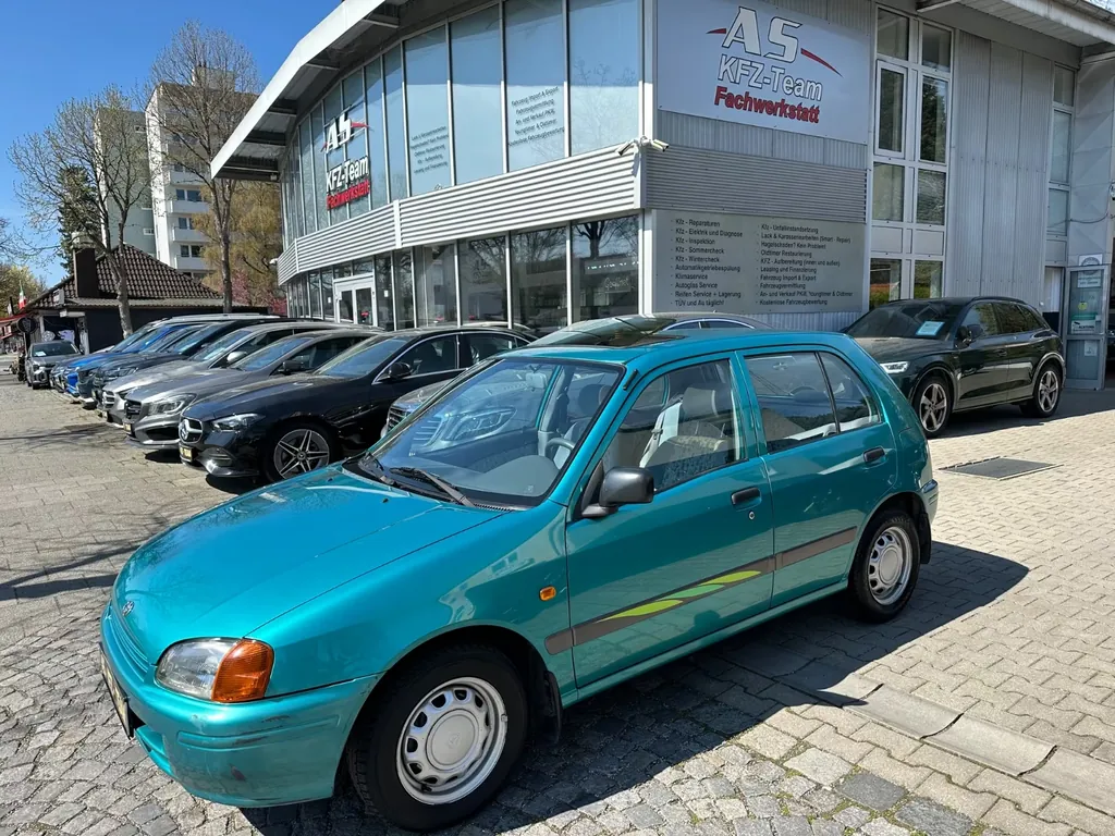 Toyota Starlet