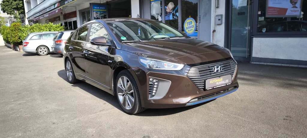 Hyundai IONIQ