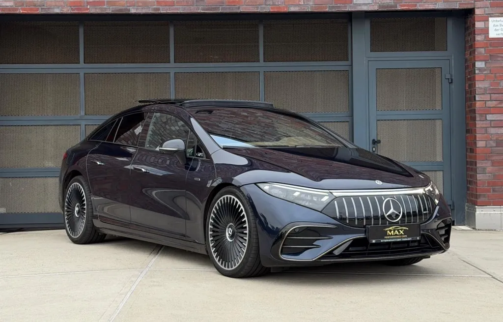Mercedes-Benz EQS