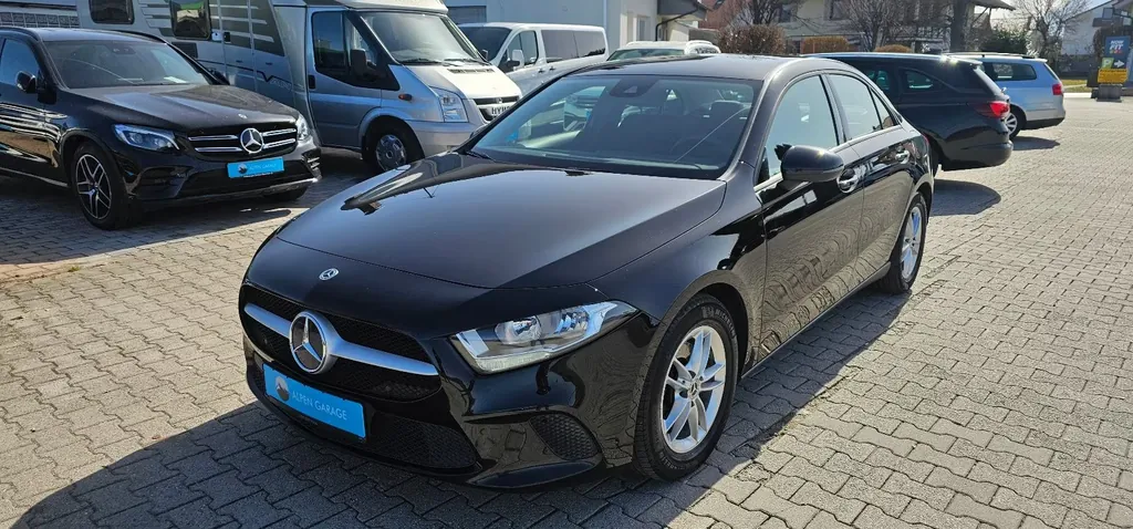 Mercedes-Benz A 200
