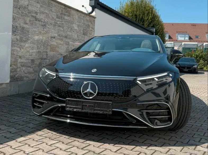 Mercedes-Benz EQS