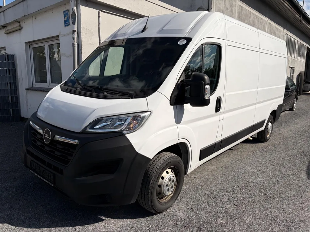 Opel Movano