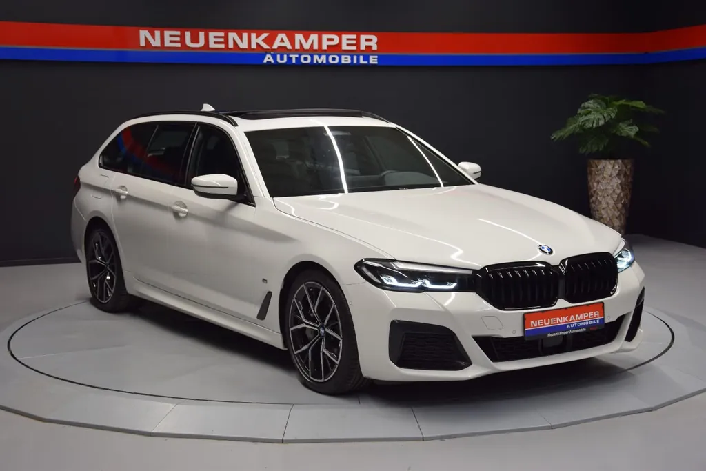BMW 530