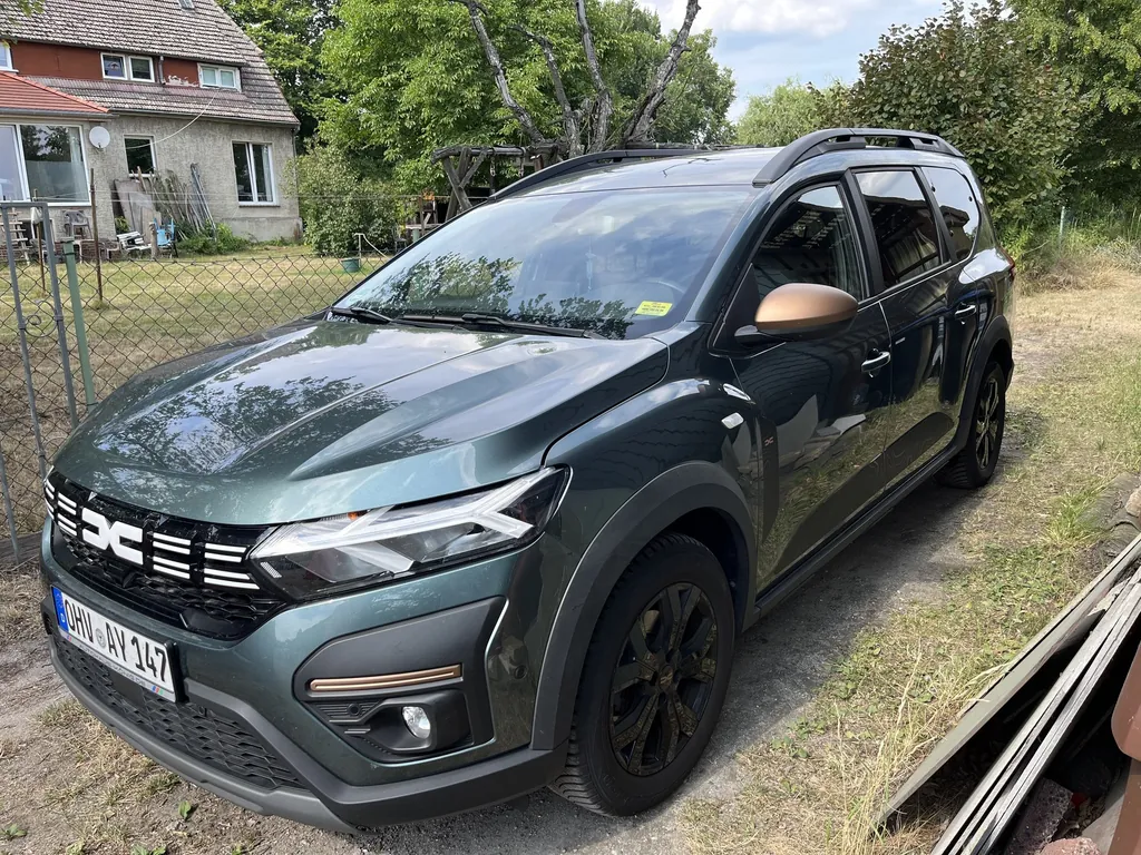 Dacia Jogger TCe 100 ECO-G (7-Sitzer) Extreme+
