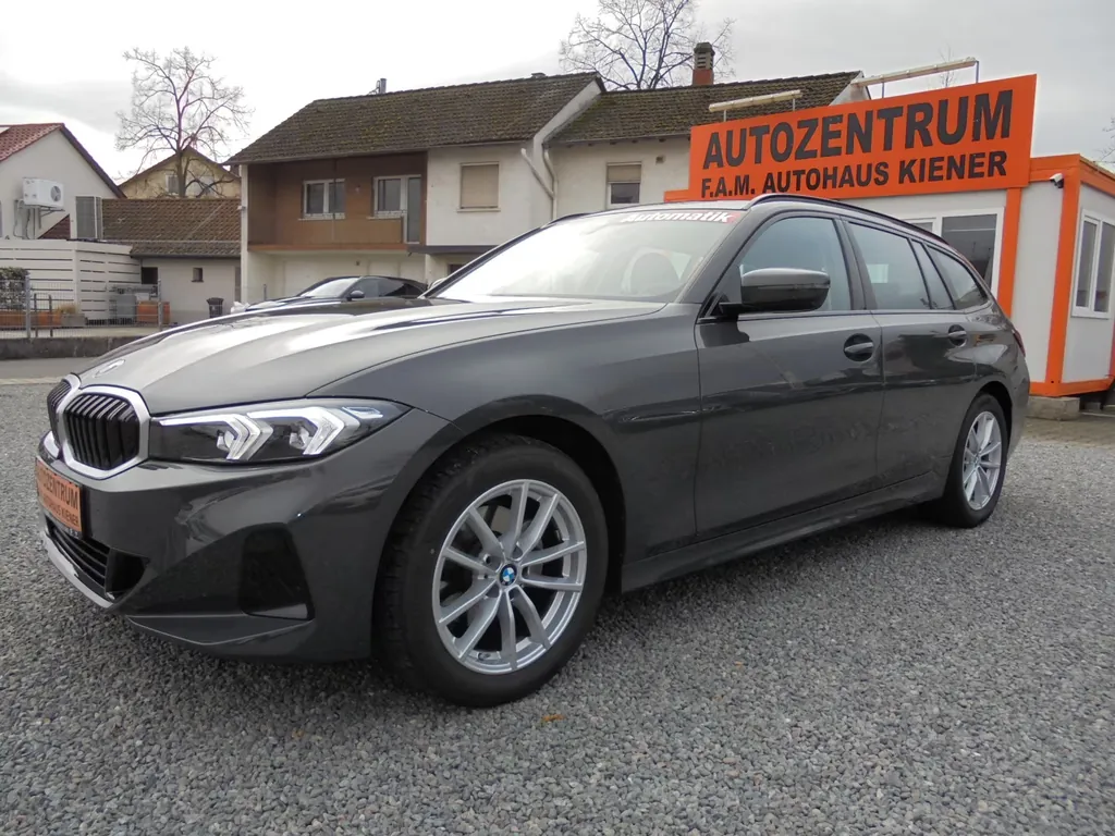 BMW 320