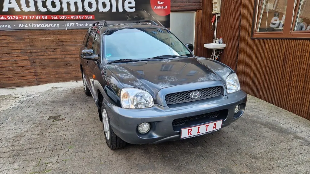 Hyundai SANTA FE