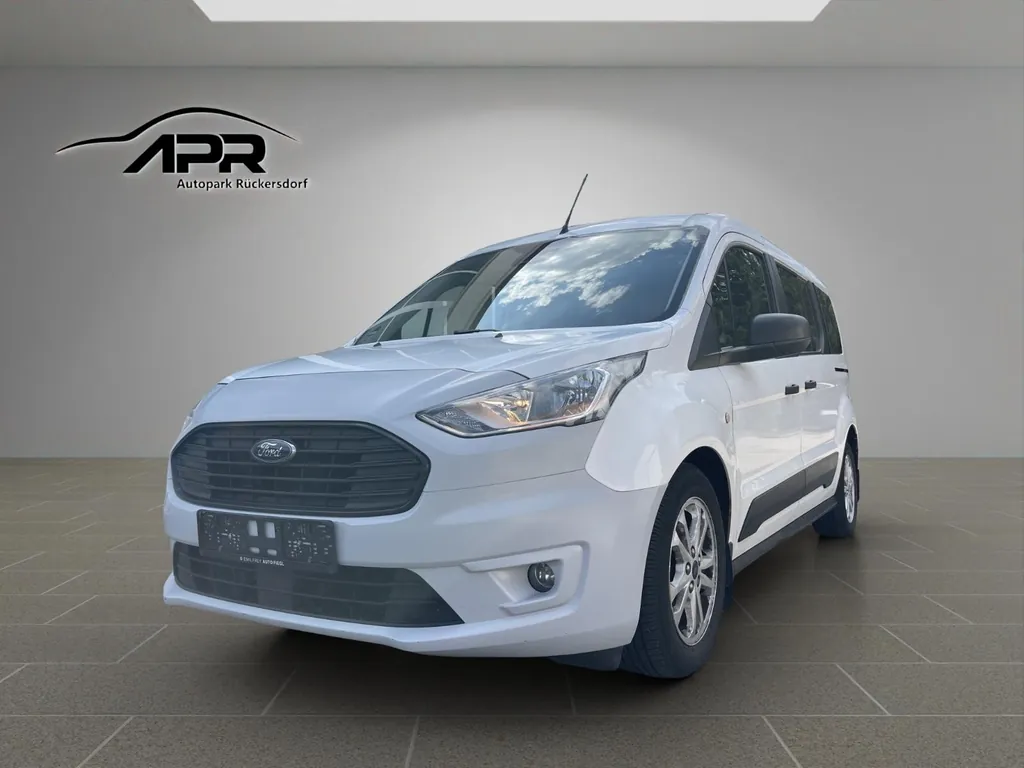 Ford Grand Tourneo