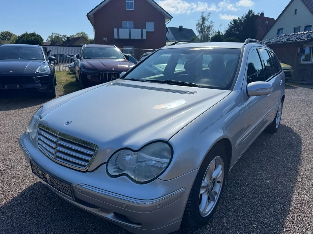 Mercedes-Benz C 180