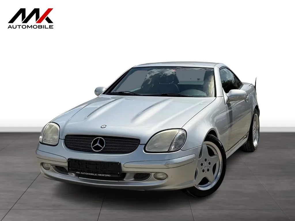 Mercedes-Benz SLK 320
