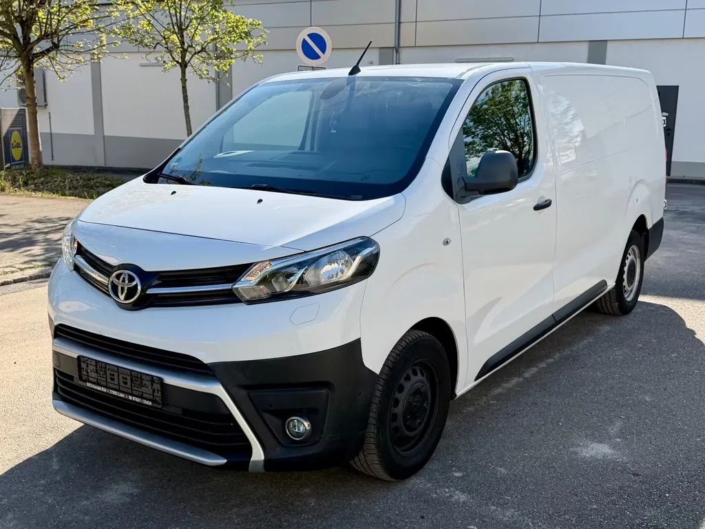 Toyota Proace (Verso)