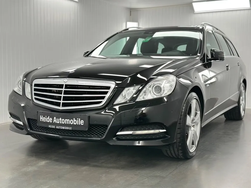 Mercedes-Benz 300