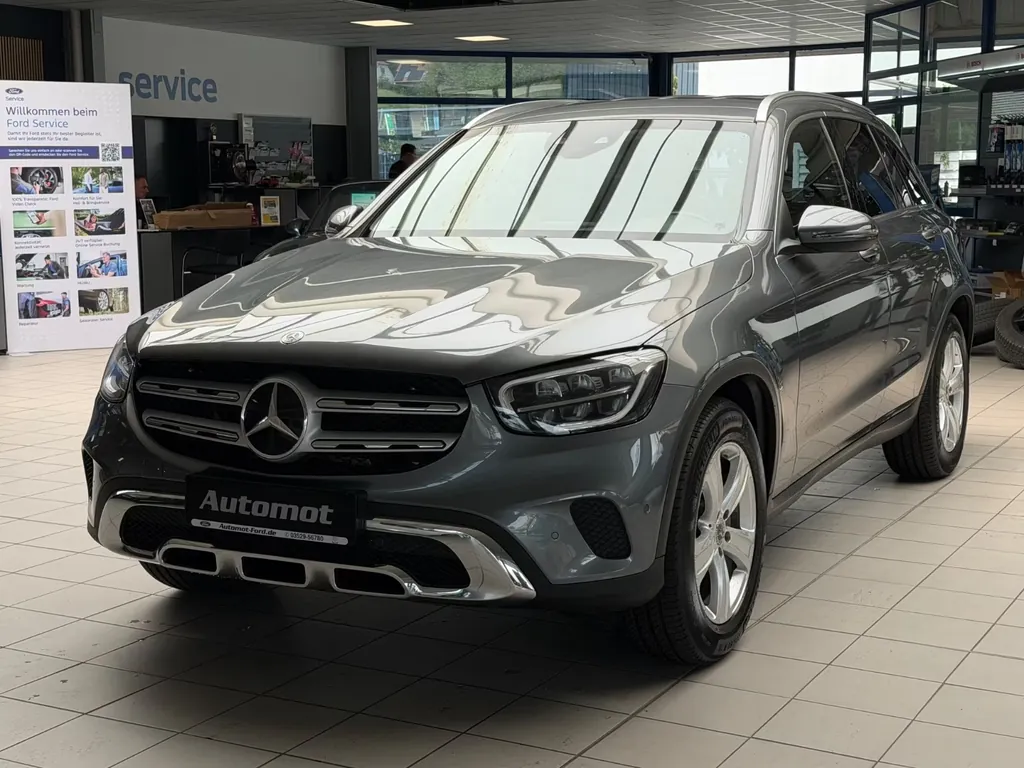 Mercedes-Benz GLC 300