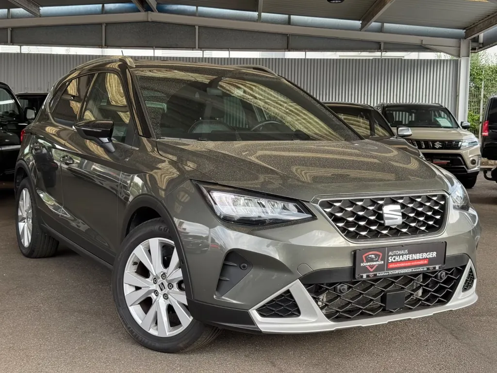 Seat Arona