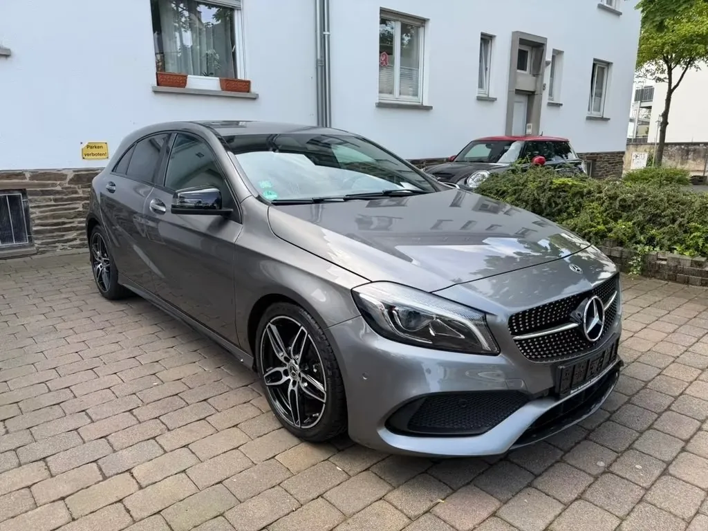 Mercedes-Benz A 180