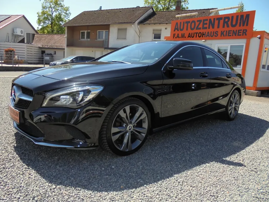 Mercedes-Benz CLA 180