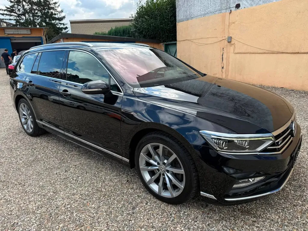 Volkswagen Passat Variant Elegance 4Motion
