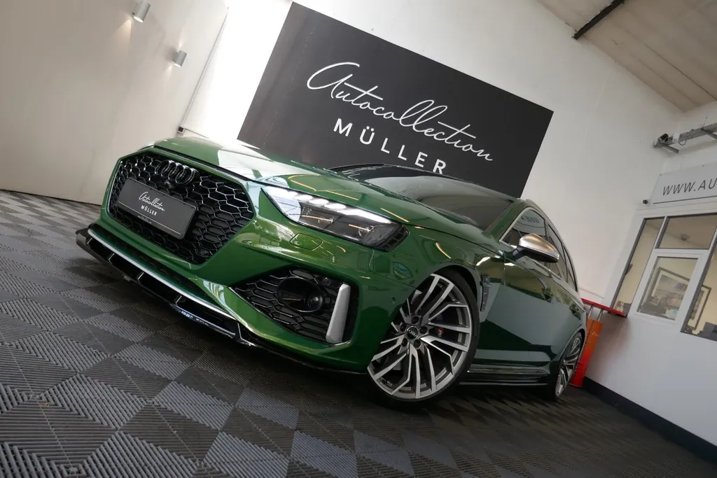Audi RS4