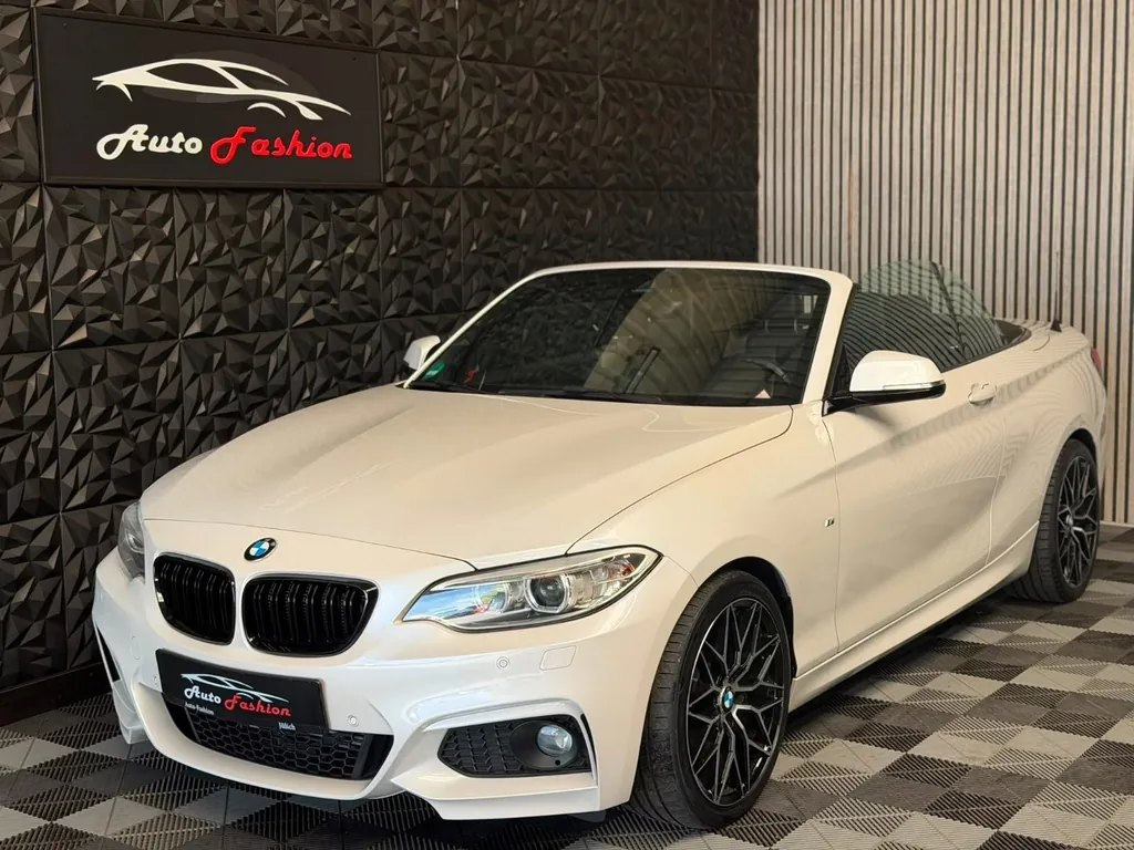 BMW 220