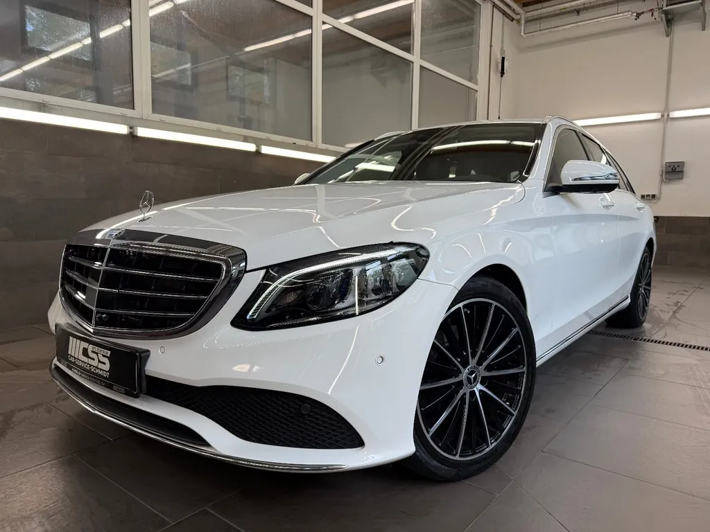 Mercedes-Benz C 220