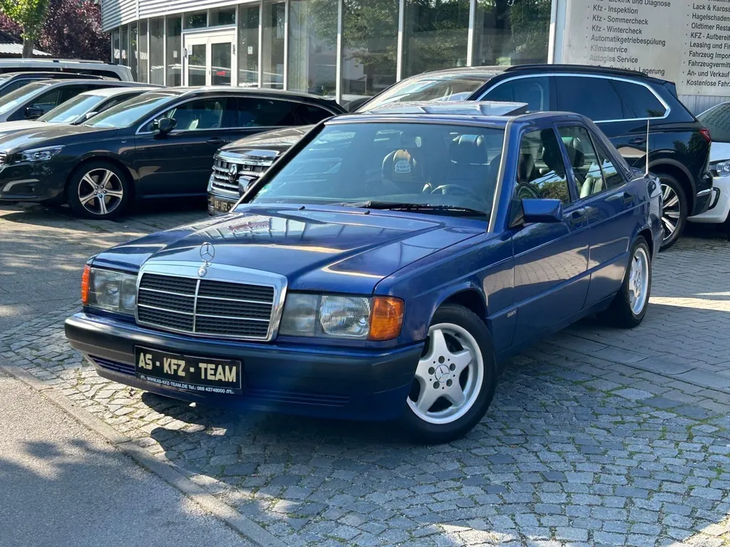 Mercedes-Benz 190