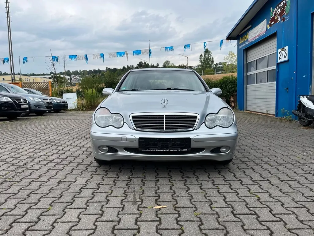 Mercedes-Benz C 180