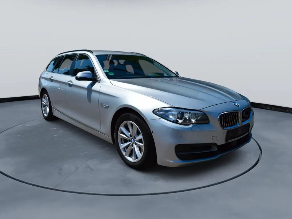 BMW 525