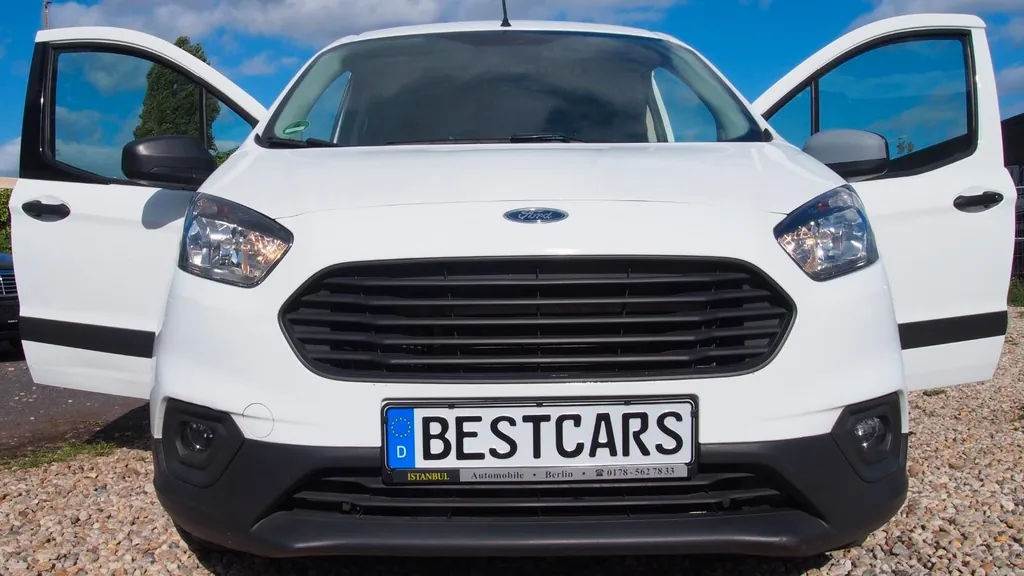 Ford Transit Courier