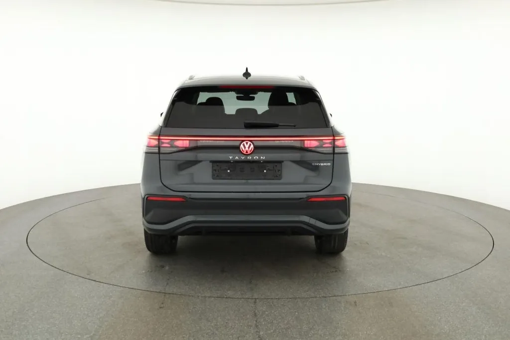 VW Tayron
