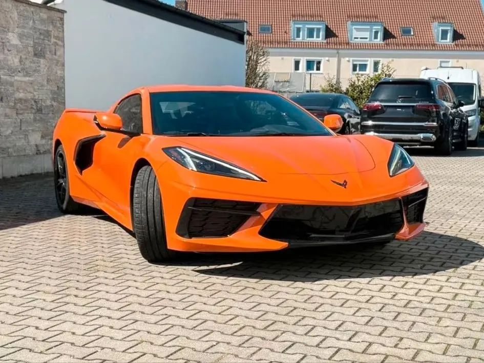 Corvette C8