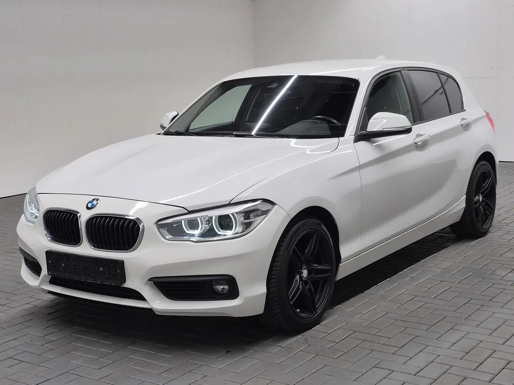 BMW 120
