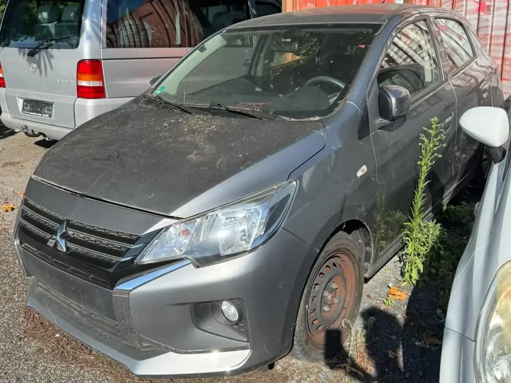 Mitsubishi Space Star Spirit Klima Seitenschaden