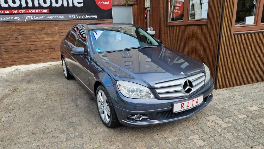 Mercedes-Benz C 230