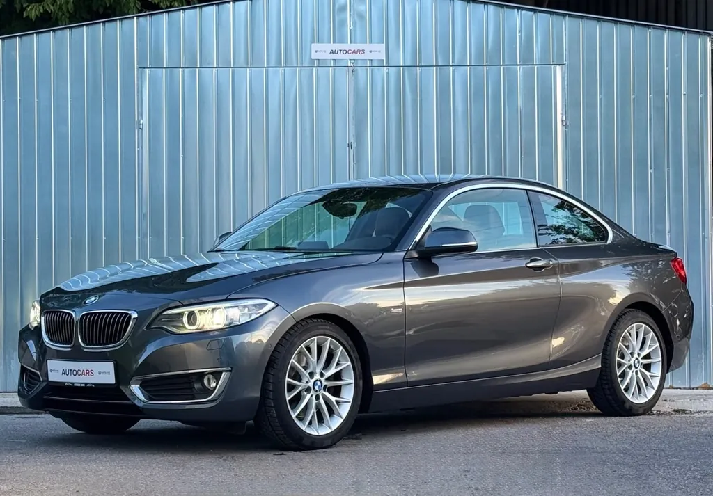 BMW 220