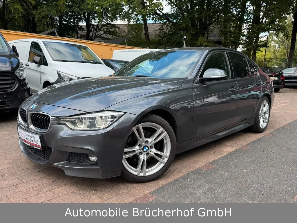 BMW 320