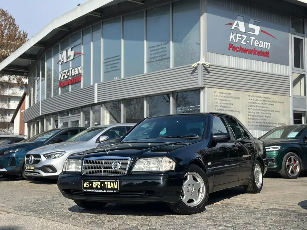 Mercedes-Benz C 200