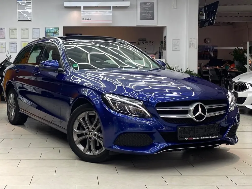 Mercedes-Benz C 220