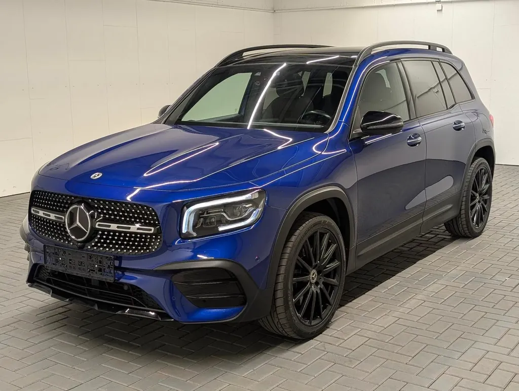 Mercedes-Benz GLB 220