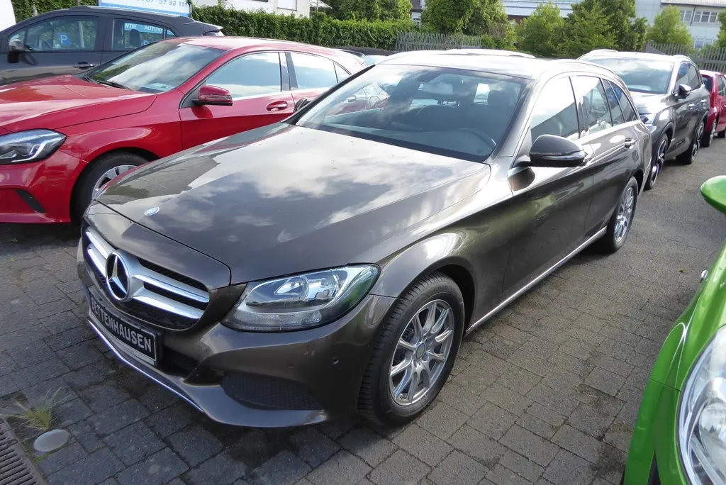 Mercedes-Benz C 180